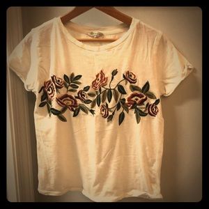 Lucky brand vintage style embroidered tee